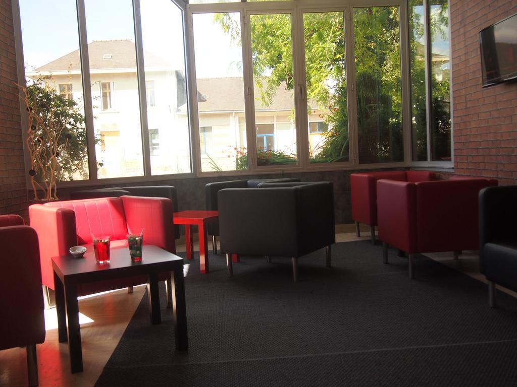 Comfort Hotel Rosporden Concarneau Екстер'єр фото