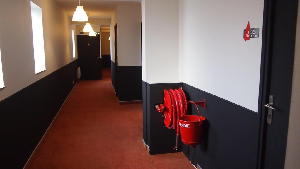 Comfort Hotel Rosporden Concarneau Екстер'єр фото