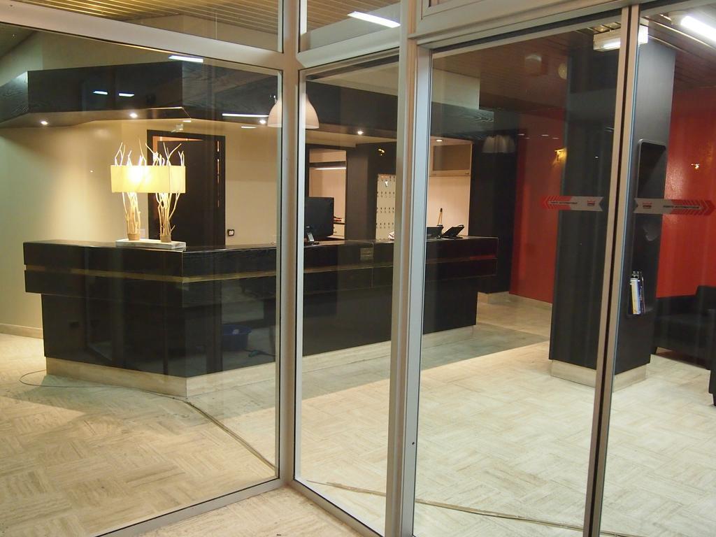 Comfort Hotel Rosporden Concarneau Екстер'єр фото