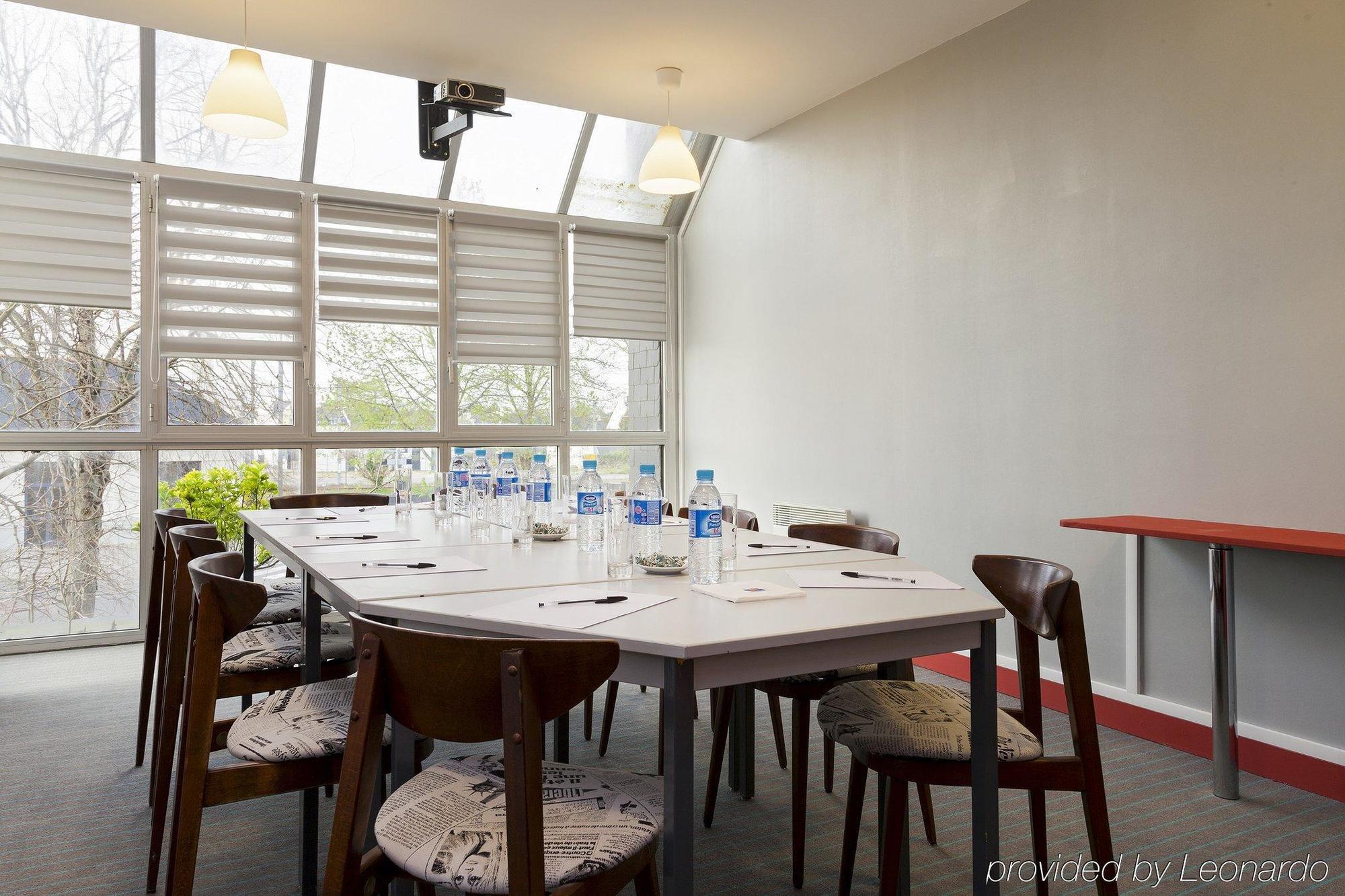 Comfort Hotel Rosporden Concarneau Екстер'єр фото