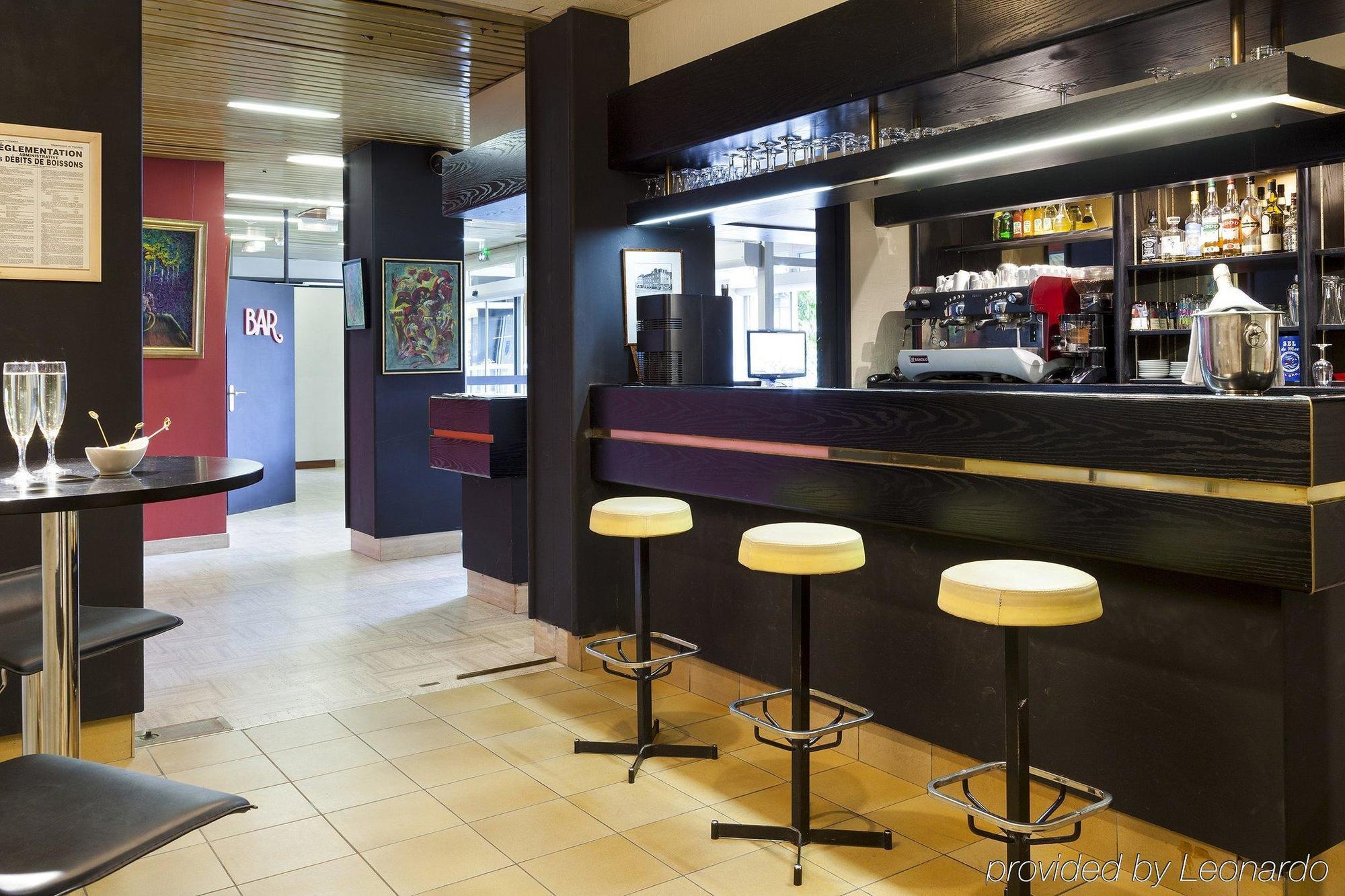 Comfort Hotel Rosporden Concarneau Екстер'єр фото