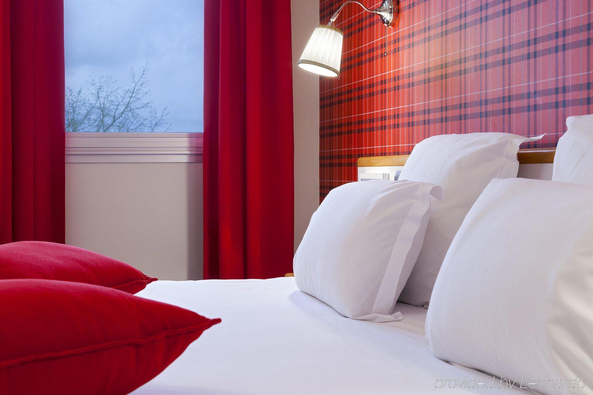 Comfort Hotel Rosporden Concarneau Екстер'єр фото